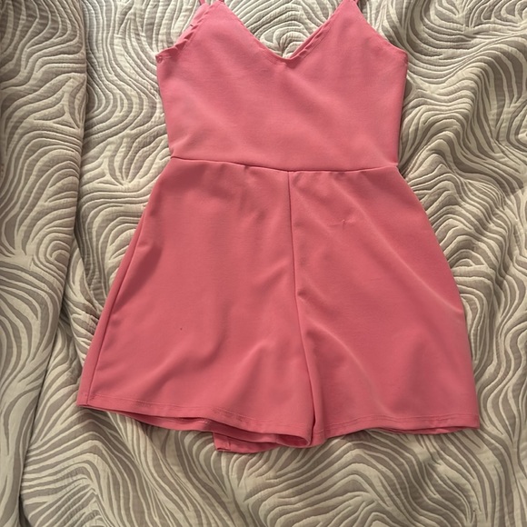 Pink classy dress/romper - Picture 6 of 8
